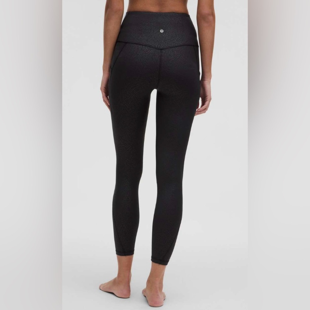 Lululemon NWT Align High Rise 25” Leggings With Pockets Ripple Embossed Black 12